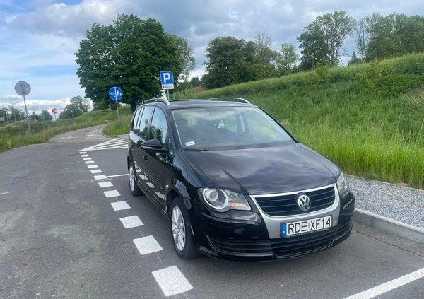 Volkswagen Touran cena 24000 przebieg: 287000, rok produkcji 2010 z Września małe 379